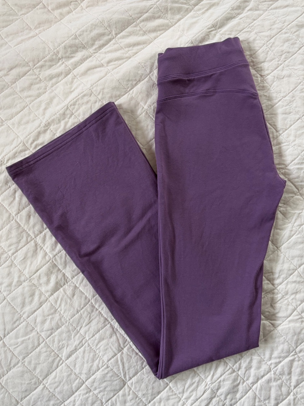 Alo Yoga Sway Bootcut Sweatpants - Picture 2 of 6